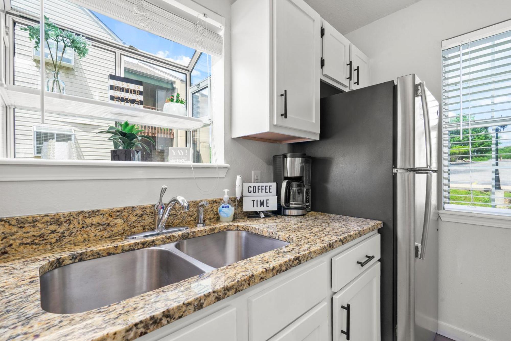 Walk-In, No Stairs Condo, Pets Welcome, 4 Mins To Silver Dollar City, 14 Mins To Ball Park Of America, Amazing Ozark Mountian Views Branson Eksteriør billede