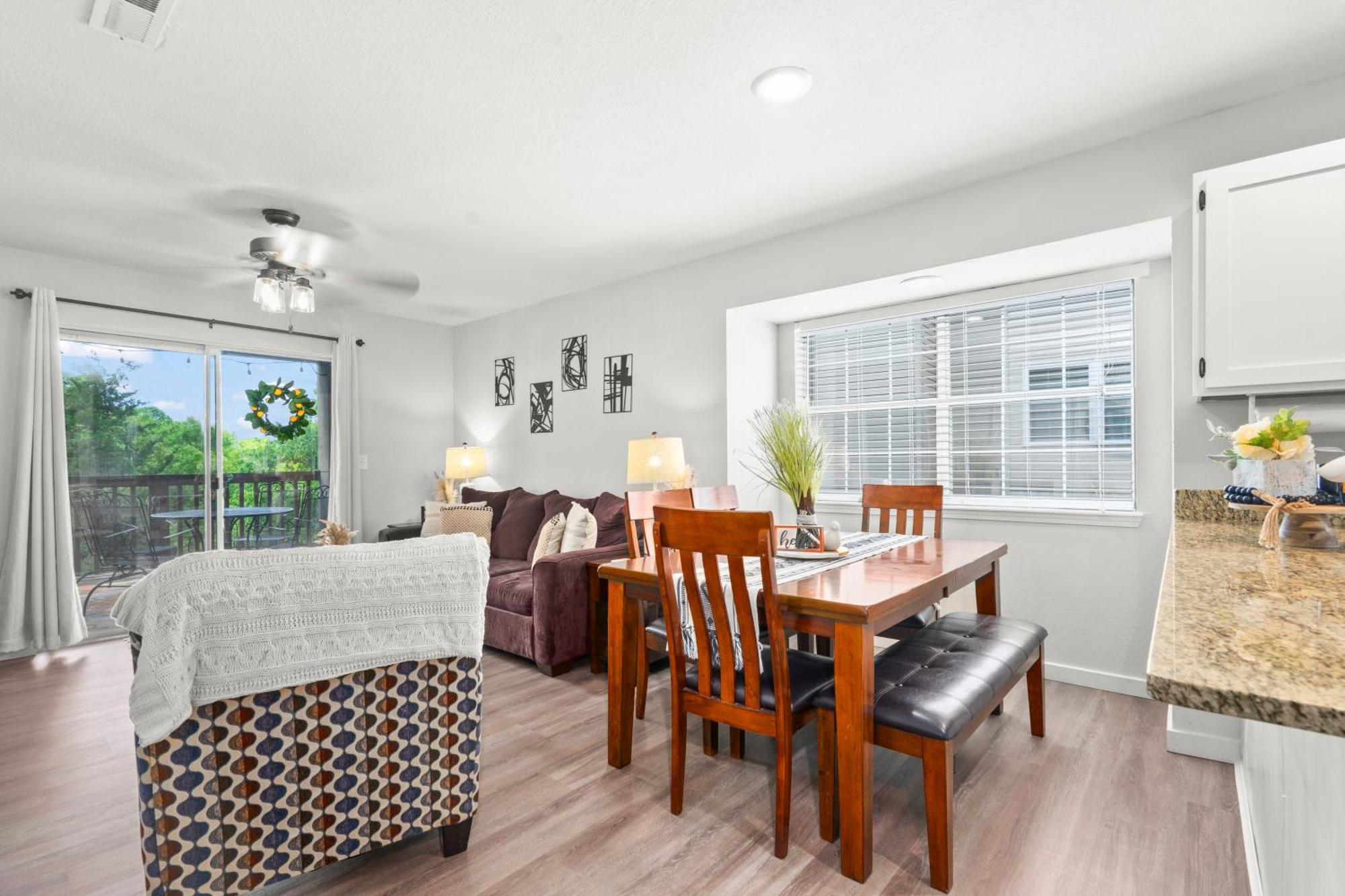 Walk-In, No Stairs Condo, Pets Welcome, 4 Mins To Silver Dollar City, 14 Mins To Ball Park Of America, Amazing Ozark Mountian Views Branson Eksteriør billede